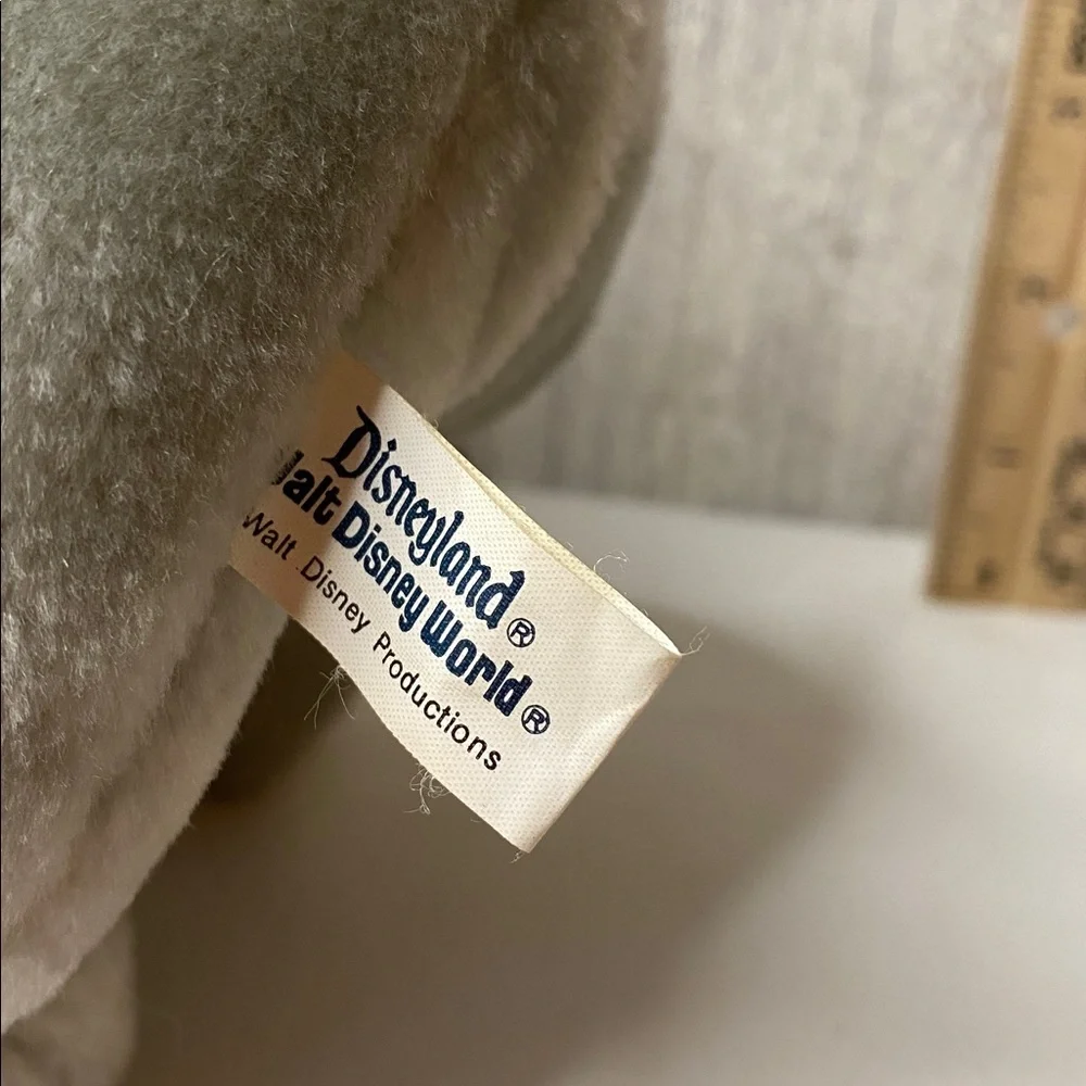 Vintage Disneyland Walt Disney world plush Dumbo elephant stuffed animal - Picture 6 of 6